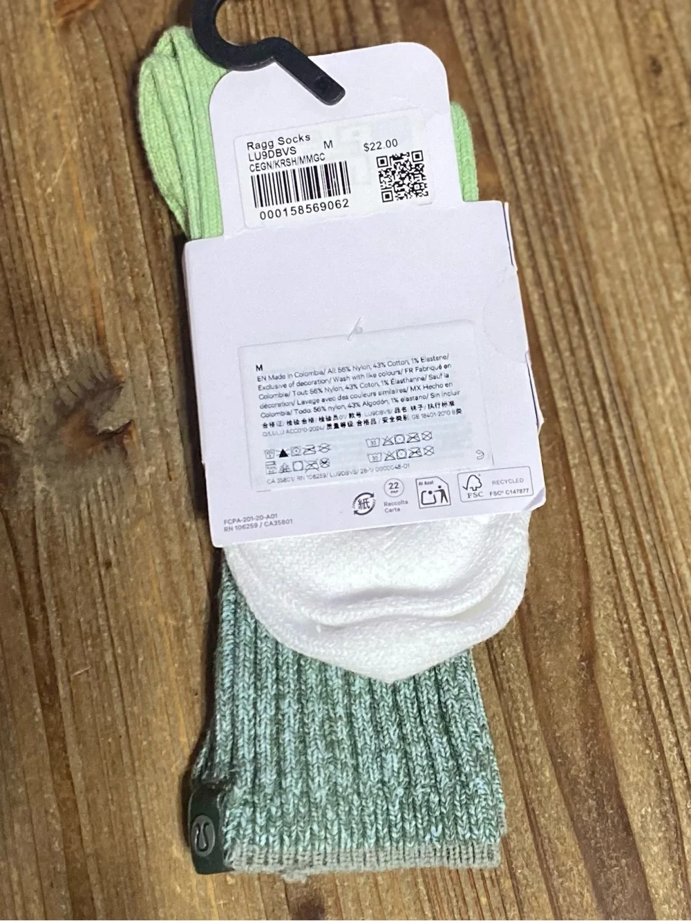 lululemon athletica Two-Tone Mint & Sage Crew Socks